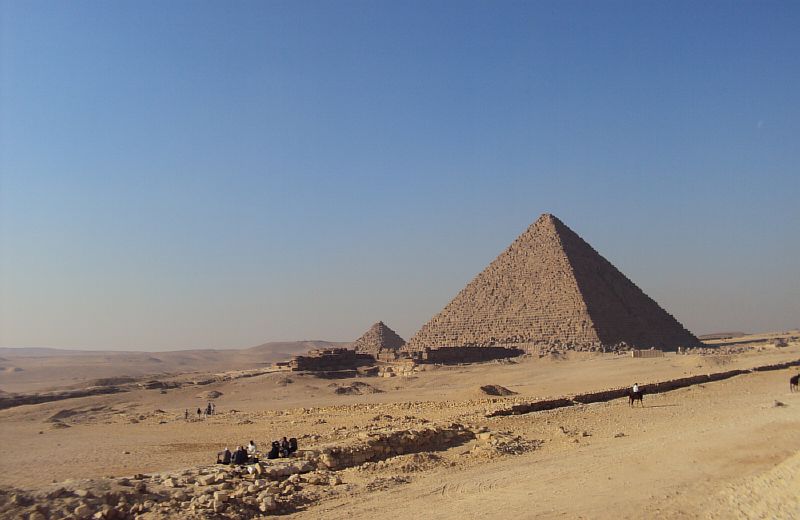 Пирамиды крупным планом