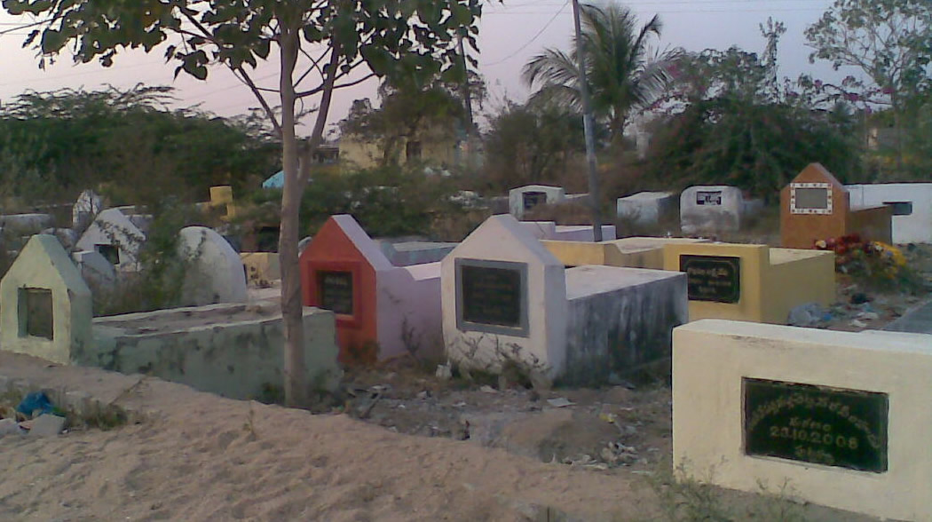 Кладбище в Индии