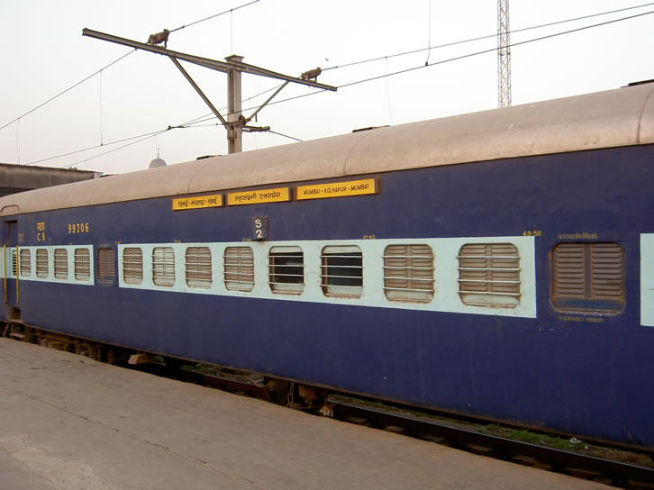 Поезд Гоа — Мумбай