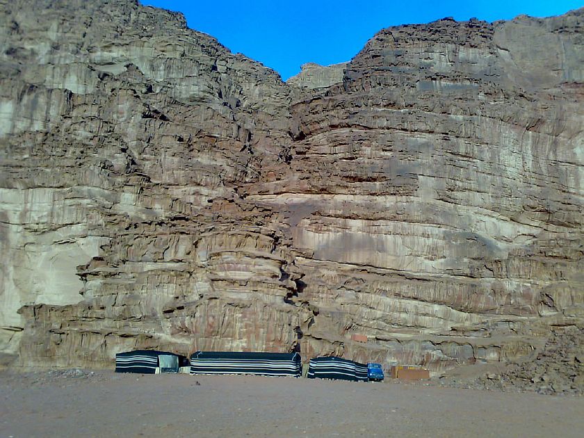 Скалы в пустыне